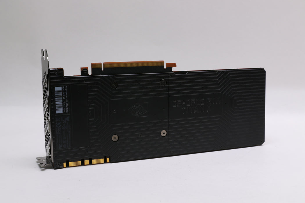 NVIDIA TITAN Xp 12GB GDDR5X Graphics Card (PG611) — photo 2 of 7