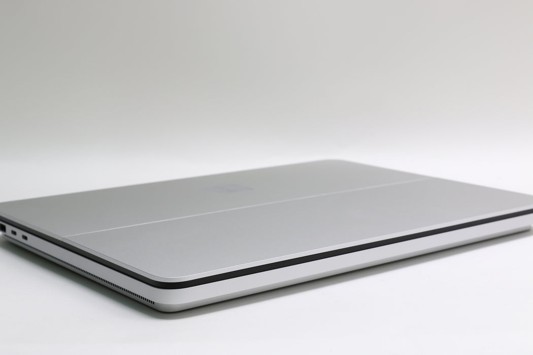 100%BATT 14" Microsoft Surface Laptop Studio 2, i7-13800H, 32GB, 1TB, RTX 4050