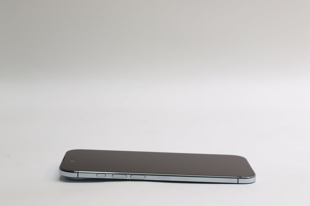 iPhone Air, 256GB, Unlocked, Sky Blue, MG1D4LL/A