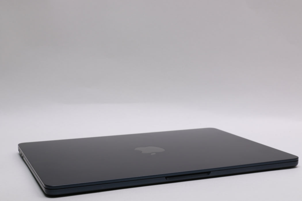 13" 2022, MacBook Air, MC7X4LL/A, Apple M2, 16GB, 256GB SSD, 8C — photo 11 of 13