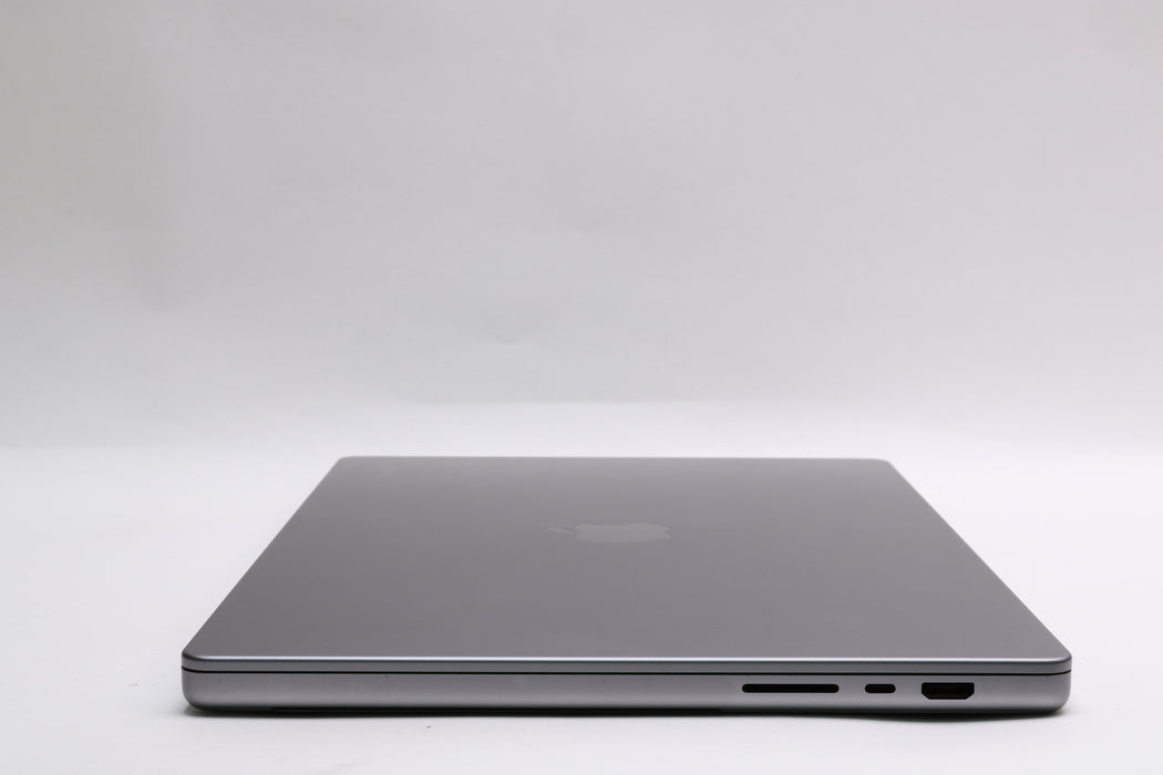 16" 2021, MacBook Pro, MK233LL/A, Apple M1 Max, 64GB, 4TB SSD, 32C — photo 6 of 12