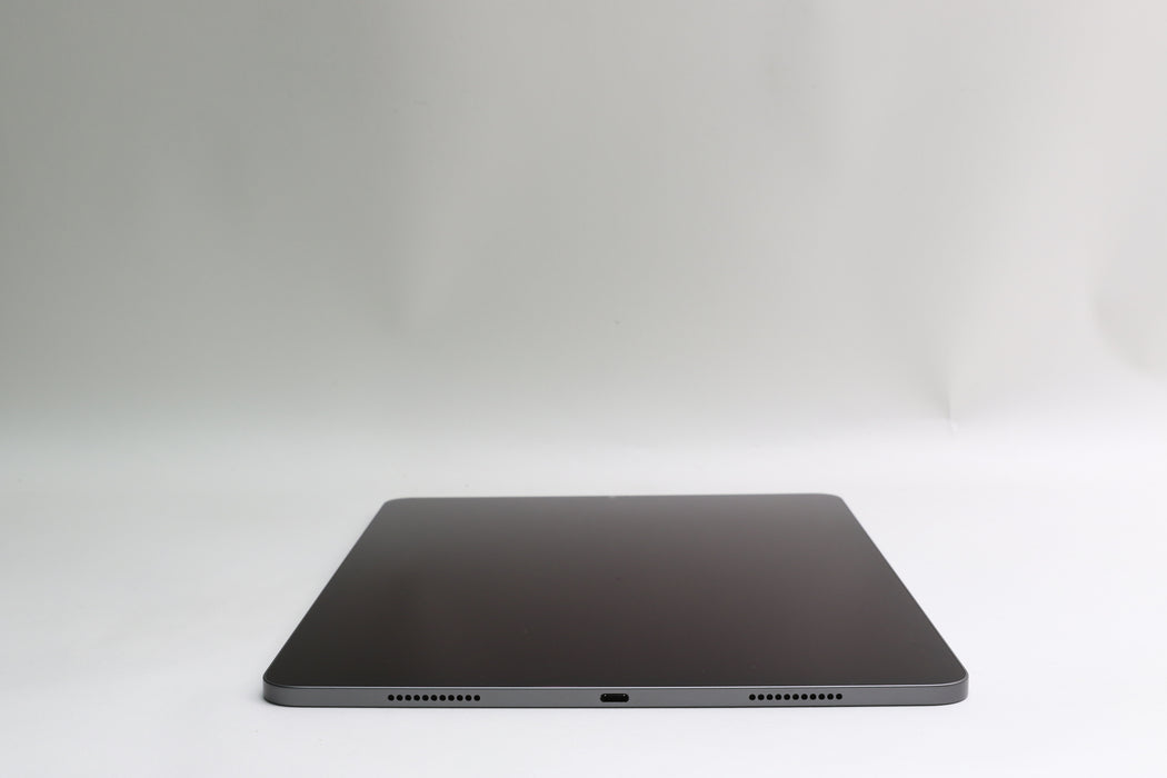 iPad Pro, 5th gen, 128GB, Wi-Fi Only, Space Gray, MHNF3LL/A 12.9”