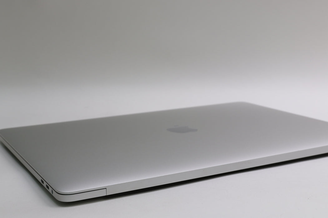 15" 2017, MacBook Pro, BTO, i7-7920HQ, 16GB, 256GB SSD, Radeon Pro 560