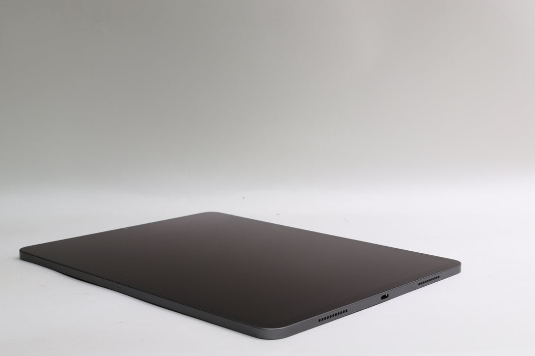 iPad Pro 12.9" M1, 5th Gen, 512GB, Wi-Fi Only, Space Gray, MHNK3LL/A w/ Magic Keyboard, 2nd Gen Apple Pencil