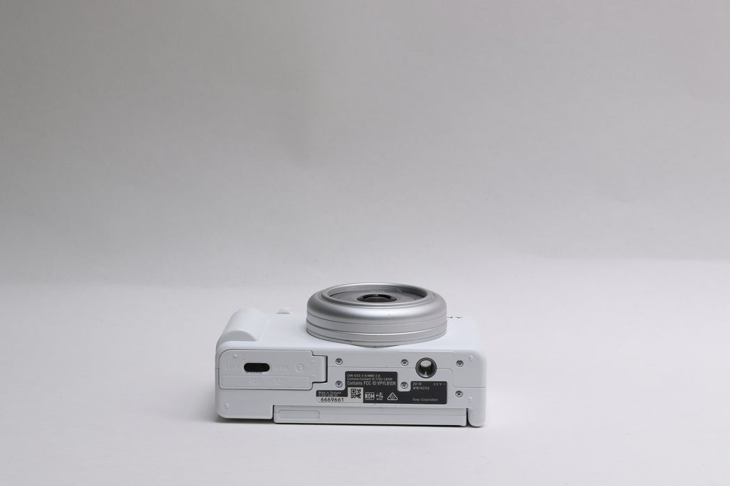 Sony ZV-1F 20.1MP Compact Camera — photo 6 of 6