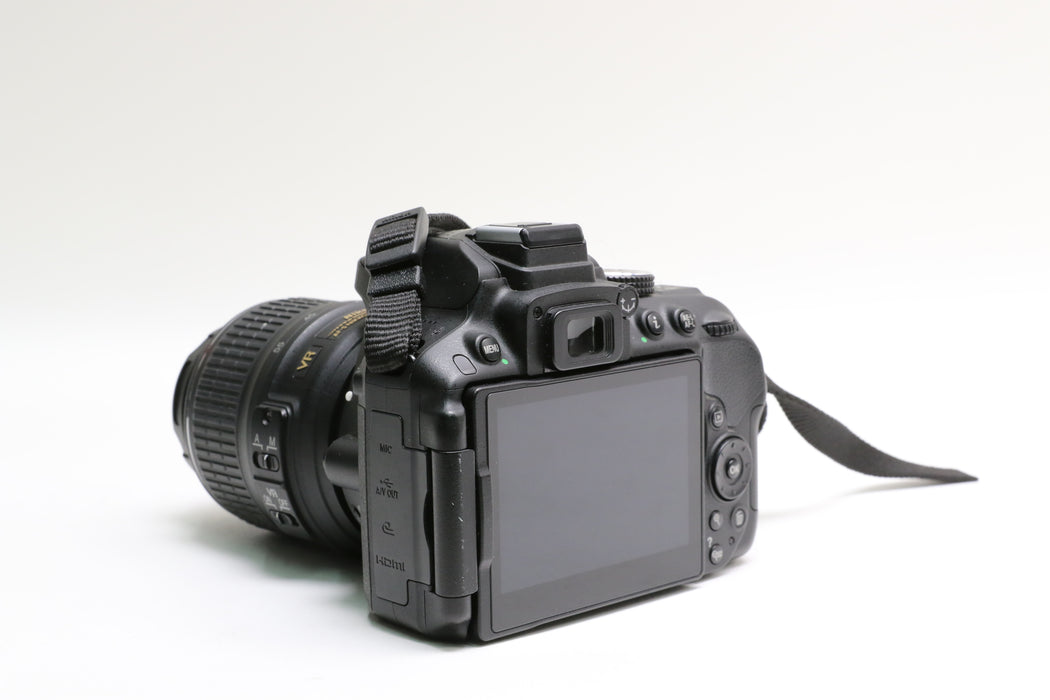 Nikon D5300, AF-S Nikkor 50mm 1.8G, AF-S DX Nikkor 18-55mm 1:3.5-5.6g VR