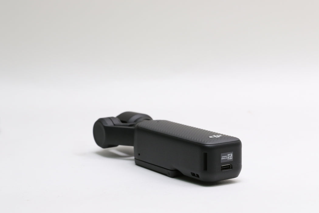 DJI Osmo Pocket 3 Creator Combo Handheld Camera
