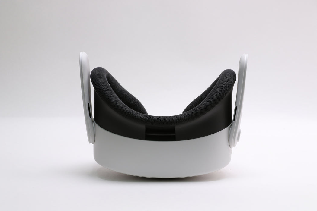 Meta Quest 3S VR Headset w/ Controllers — photo 5 of 6