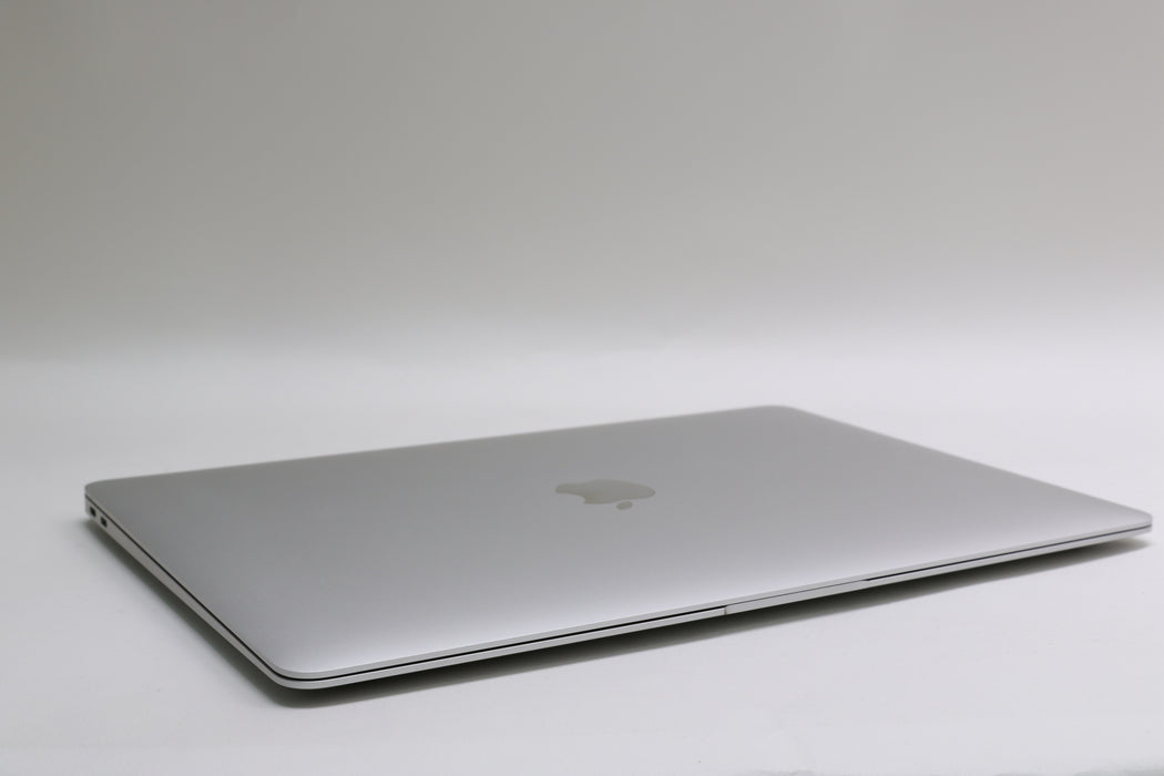 13" 2020, Macbook Air, BTO 3.20 GHz Apple M1, 16GB, 256GB SSD, 7C