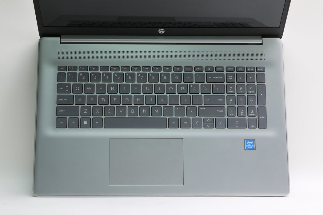 17.3" HP 17-cn0001tg, Intel Pentium Silver N5030, 4GB, 128GB SSD, Touchscreen