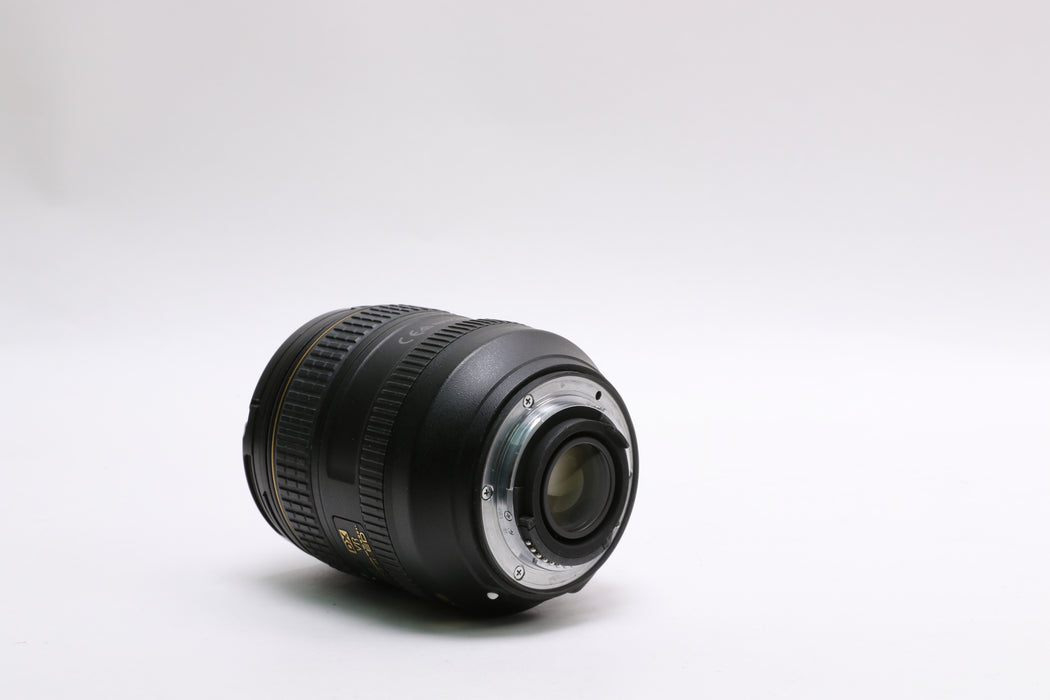 Nikon AF-S DX NIKKOR 16-80mm f/2.8-4E ED VR Lens — photo 5 of 5