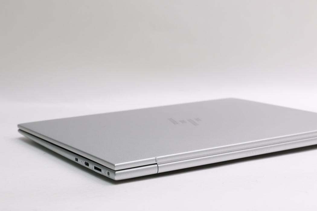 13" HP Dragonfly G4 Notebook, i7-1365U, 32GB, 1TB SSD Touchscreen