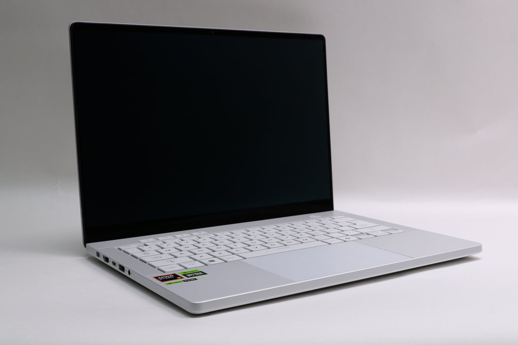 14" Asus Rog Zephyrus G14, AMD Ryzen 9 270, 16GB, 1TB SSD, RTX 5060