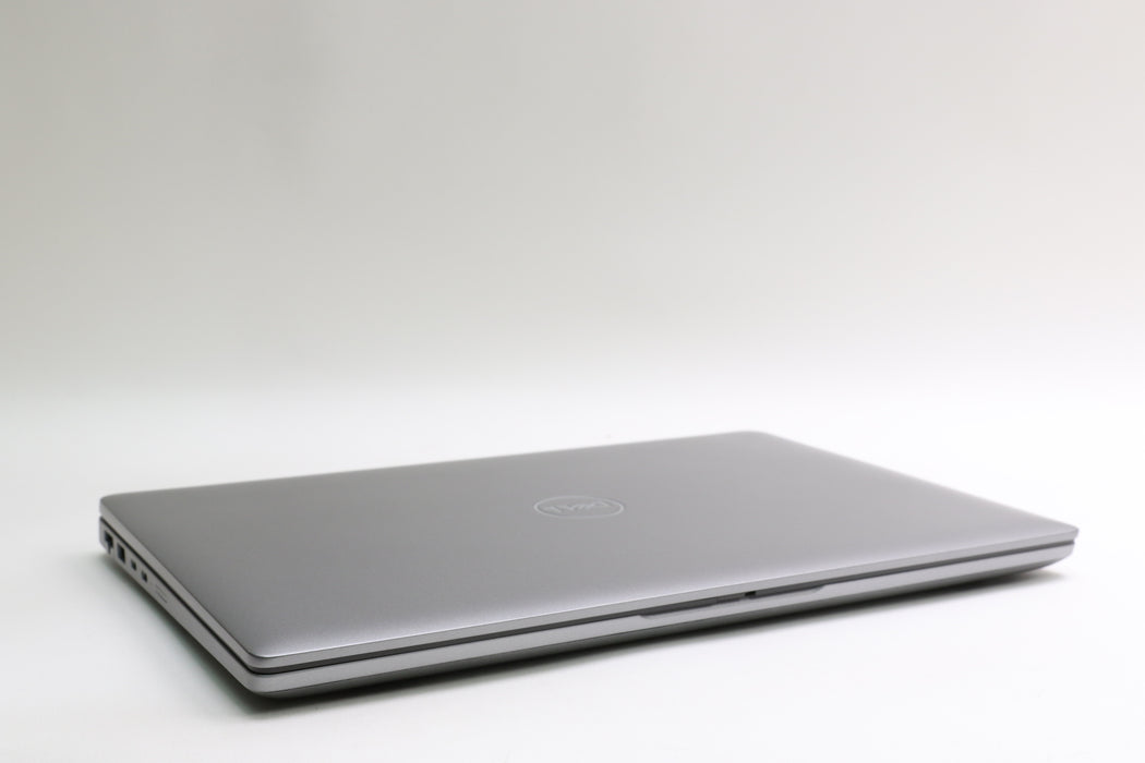 14" Dell Latitude 5450, Ultra 5 135U, 32GB, 1TB SSD, Touch, 100% Battery!