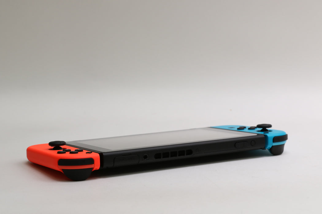 Nintendo Switch Console w/ Joy-Cons, Dock, Box, Cables!