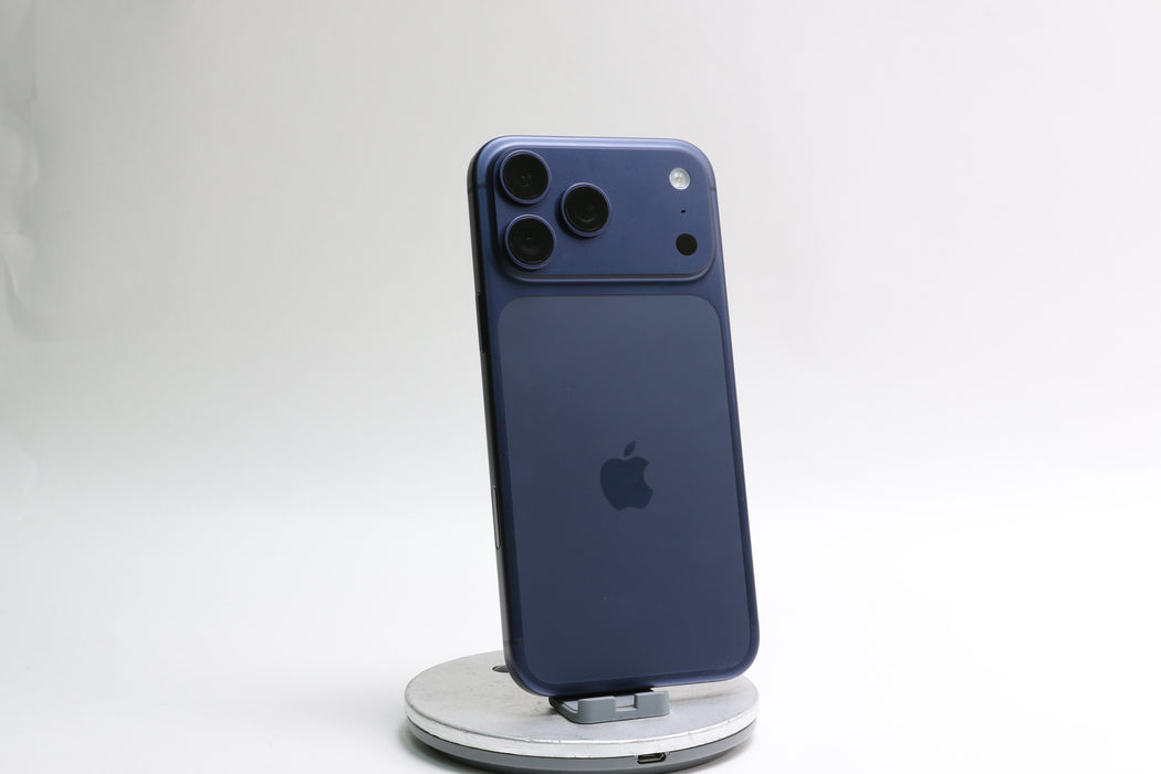 Apple iPhone 17 Pro Max, 1TB, Unlocked, Deep Blue, NFXQ4LL/A — photo 4 of 13