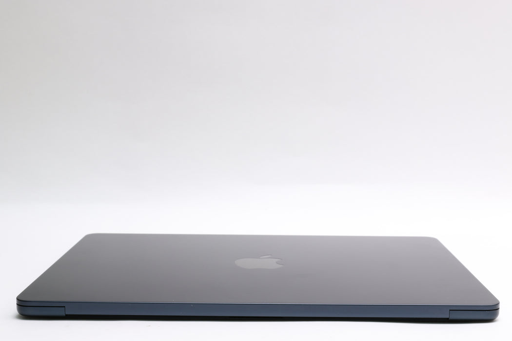 13" 2024, MacBook Air, MC8K4LL/A, Apple M3, 16GB, 256GB SSD, 8C — photo 8 of 13