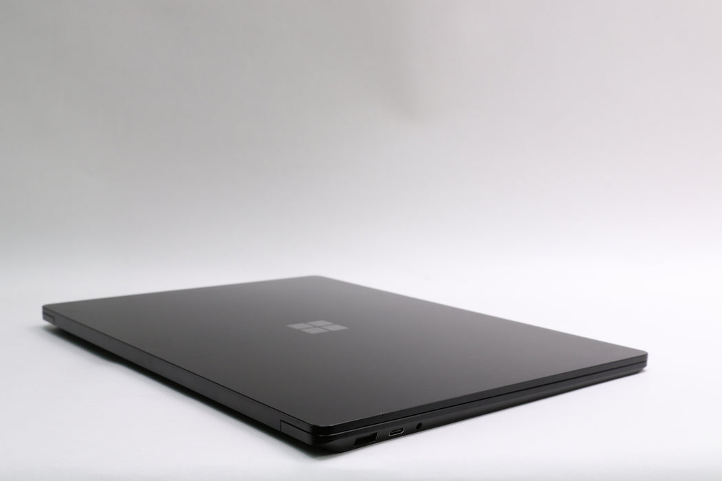 15" Microsoft Surface Laptop 5, i7-1265U, 32GB, 1TB SSD, Touchscreen