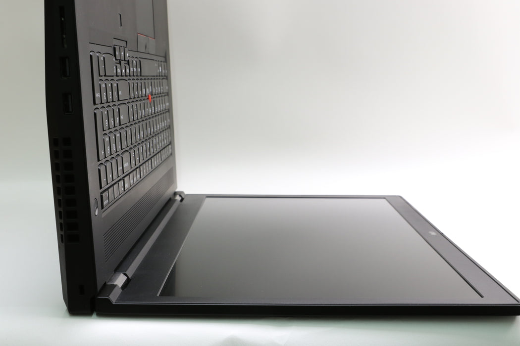 17.3" Lenovo ThinkPad P17 Gen 1, Xeon W-10855M 2.80GHz, 32GB, 1TB SSD, RTX 4000