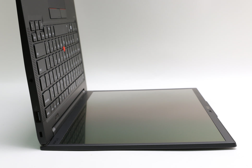 14" Lenovo ThinkPad X1 Carbon Gen 11, 13th Gen i7-1370P, 32GB, 512GB 2.8K OLED