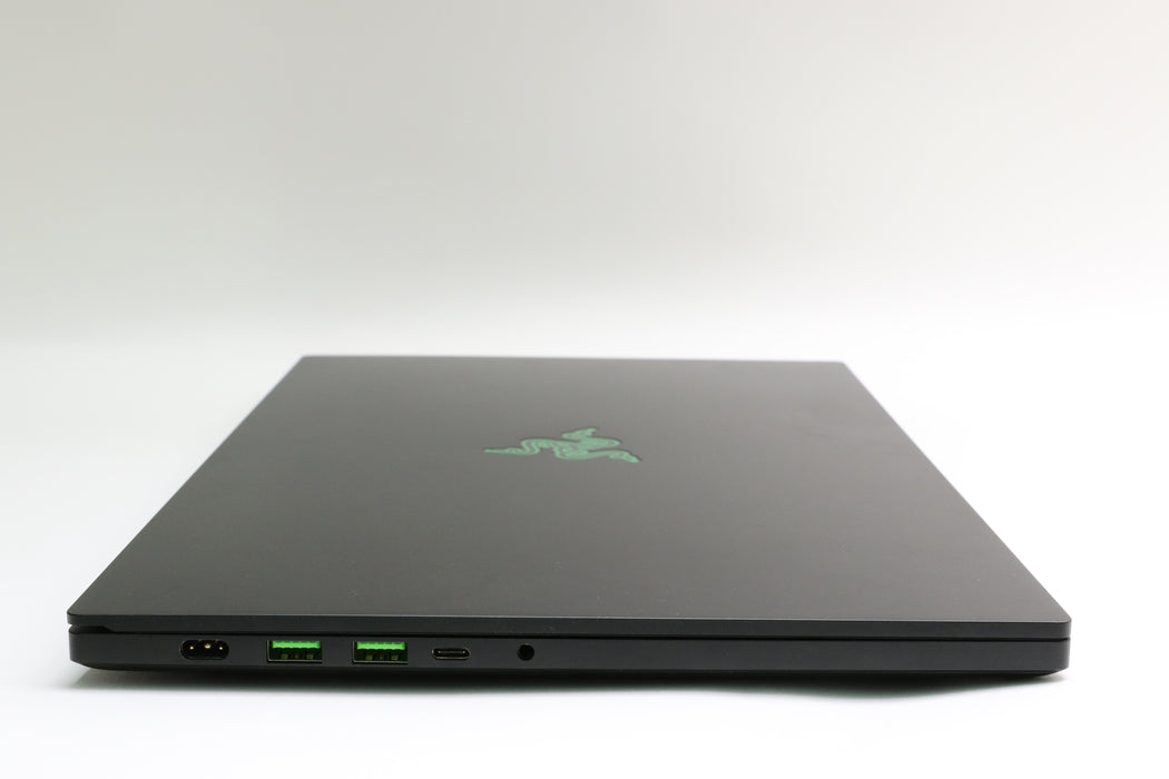 15.6" Razer Blade 15 Advanced Rz09-0409, i9-11900H, 32GB, 1TB, RTX 3080, Touch!