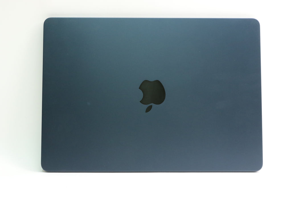 AppleCare+ 2027! 13" 2022 Apple Macbook Air, MLY33LL/A, M2, 8GB, 256GB SSD, 8C