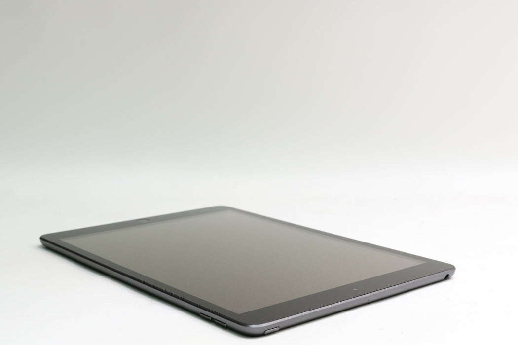 iPad 7th Gen, 128GB, Wi-Fi Only, Space Gray, MW772LL/A 10.2”