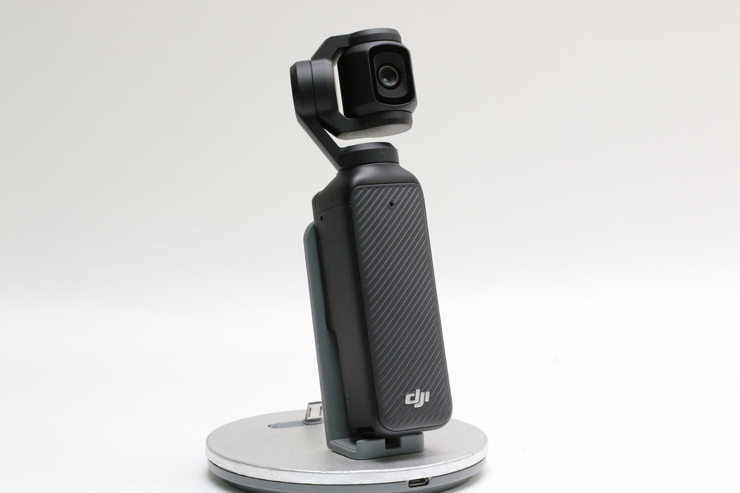 DJI Osmo Pocket 3 Creator Combo Handheld Camera