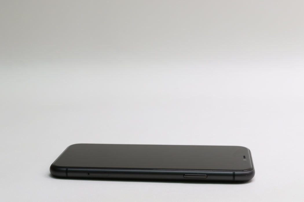 iPhone 11, 64GB, Unlocked, Black, MH8D3LL/A, 100% Battery!
