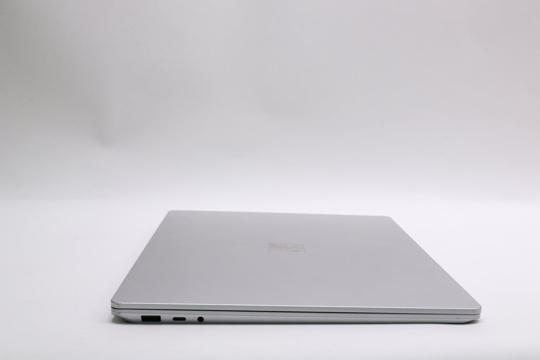 15" Microsoft Surface 4, i7-1185G7, 8GB, 512GB SSD, Touchscreen — photo 10 of 13