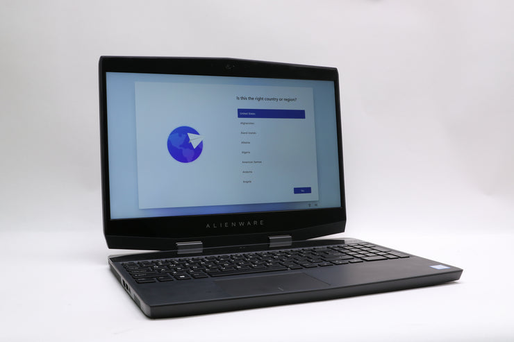 15" Alienware m15, i7-8750H, 16GB, 1TB HDD & 128GB SSD, GTX 1060, 100% Battery!