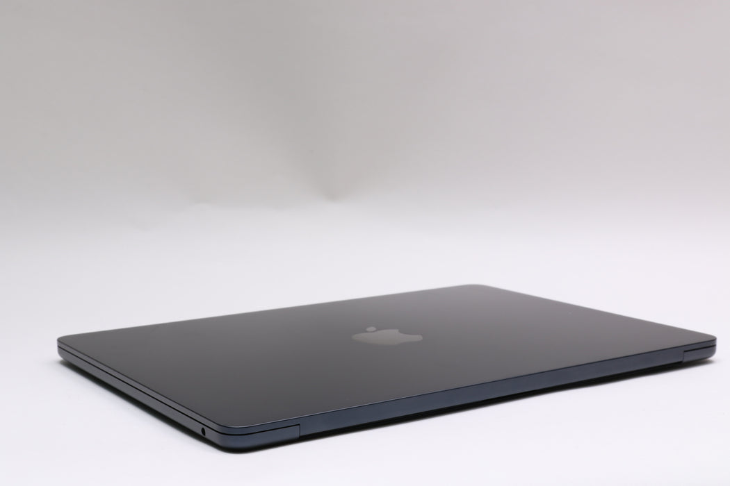 13" 2026, MacBook Air, MDHE4LL/A, Apple M5, 16GB, 512GB SSD, 8C, 100% Battery — photo 7 of 13