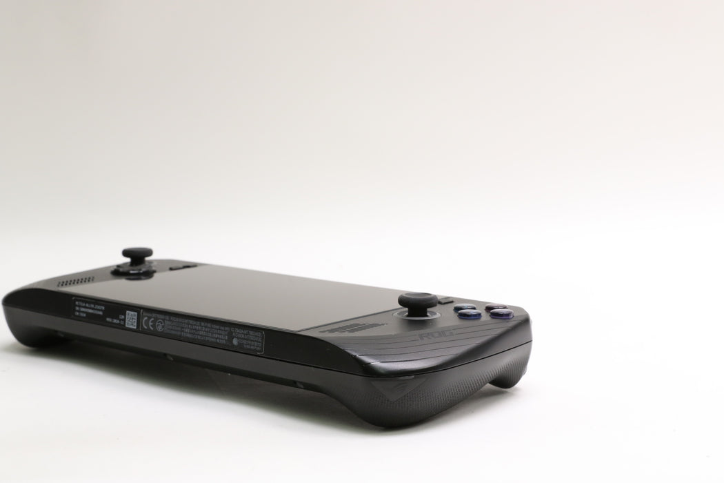 7" Asus ROG Ally X RC72LA, AMD Ryzen Z1 Extreme, 24GB, 2TB SSD, Touchscreen