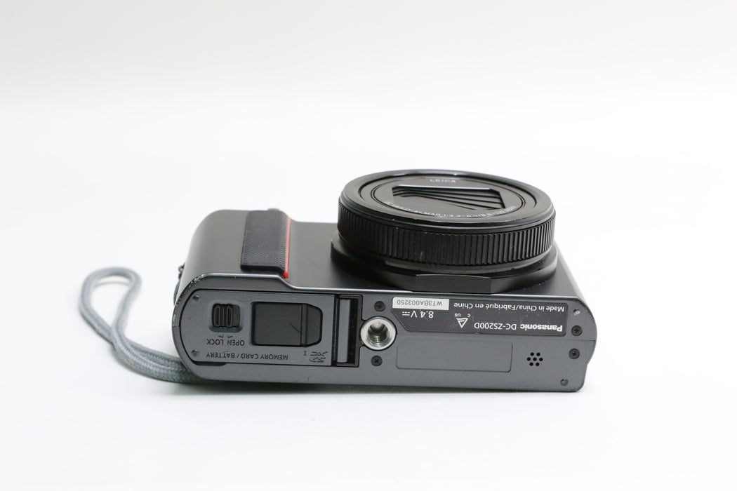 Panasonic Lumix DC-ZS200D Camera
