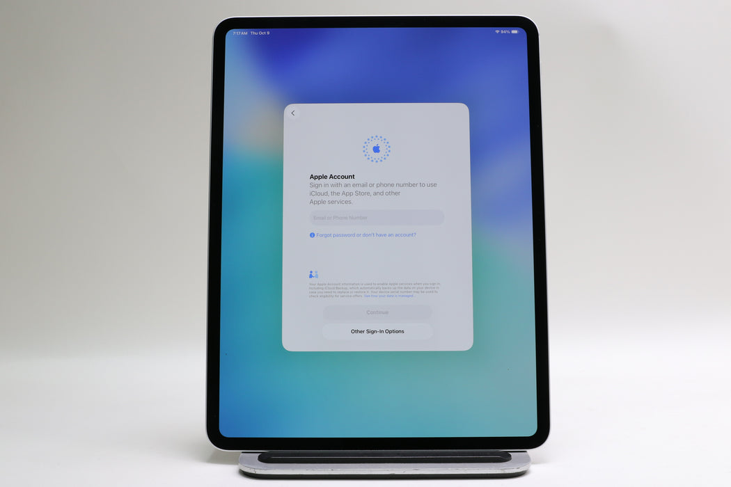 iPad Pro 13" M4, 512GB, Wi-Fi Only, Silver, MVX53LL/A w/ Magic Keyboard!
