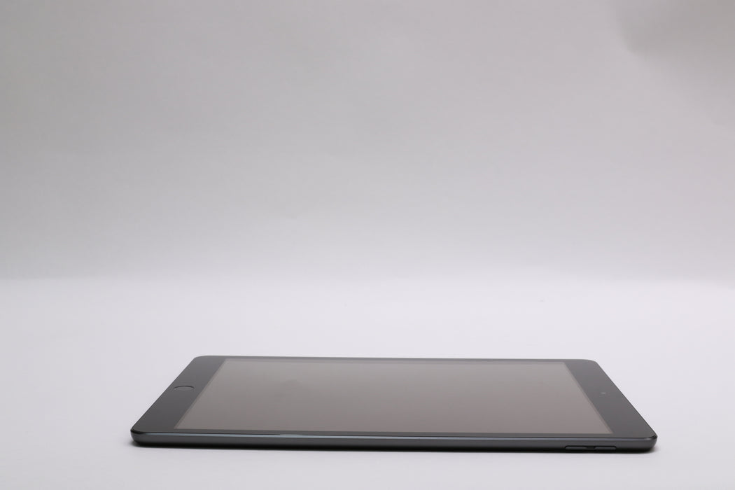 10.2" iPad 8th Gen, 128GB, Wi-Fi Only, Space Gray, MYLX2LL/A