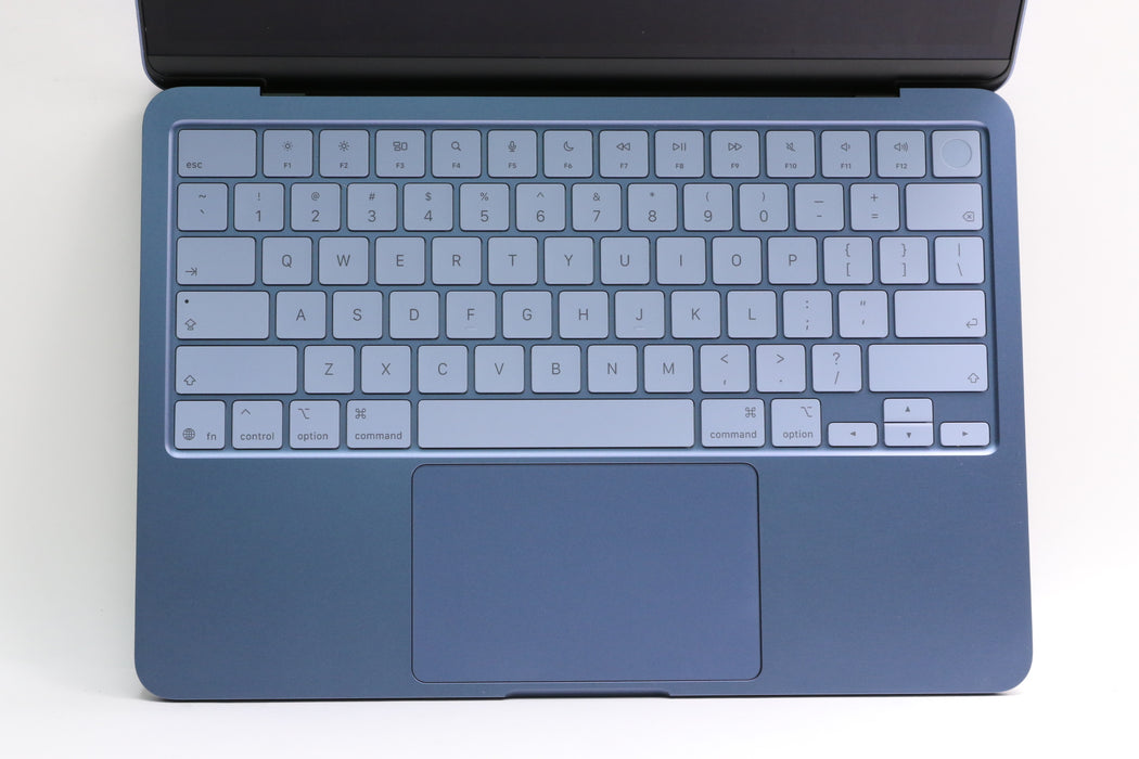 13" 2026, MacBook Neo, MHFG4LL/A, Apple A18 Pro, 8GB, 512GB SSD, 5C w/ Box!