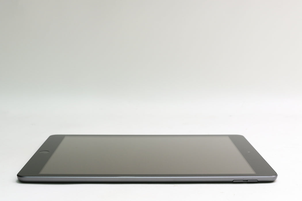 iPad 7th Gen, 128GB, Wi-Fi Only, Space Gray, MW772LL/A 10.2”