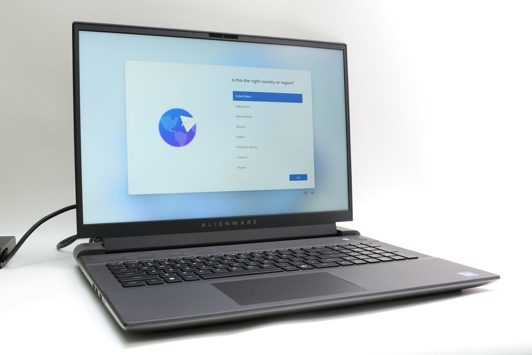 Mint! 18'' Alienware, M18 R2, i9-14900HX, 32GB, 1TB SSD, RTX 4070