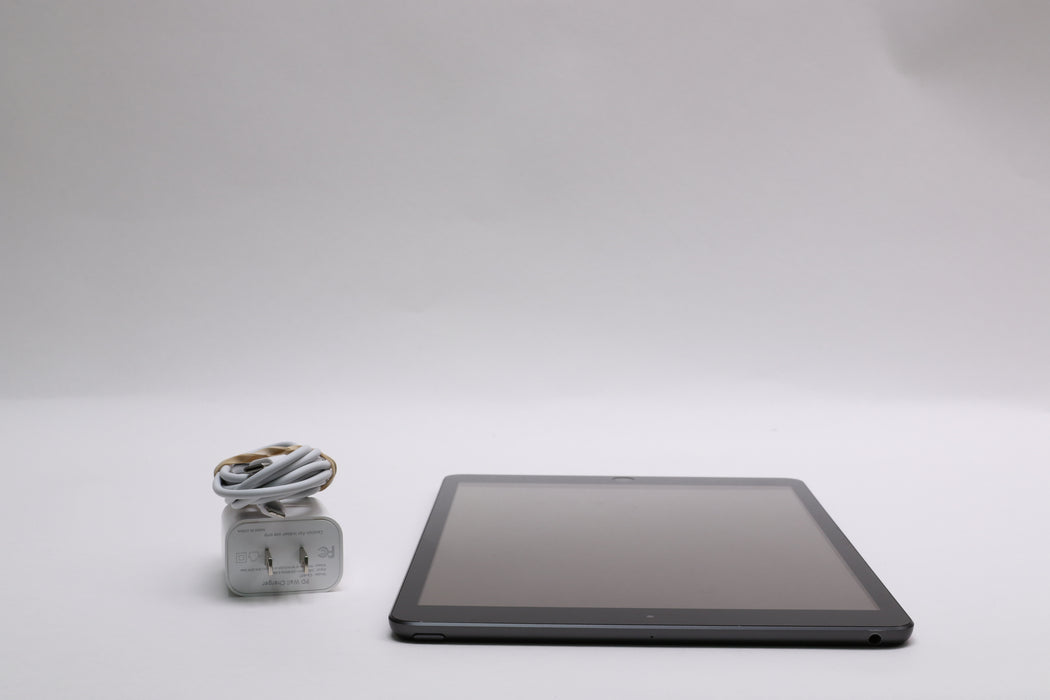 10.2" iPad 8th Gen, 128GB, Wi-Fi Only, Space Gray, MYLX2LL/A