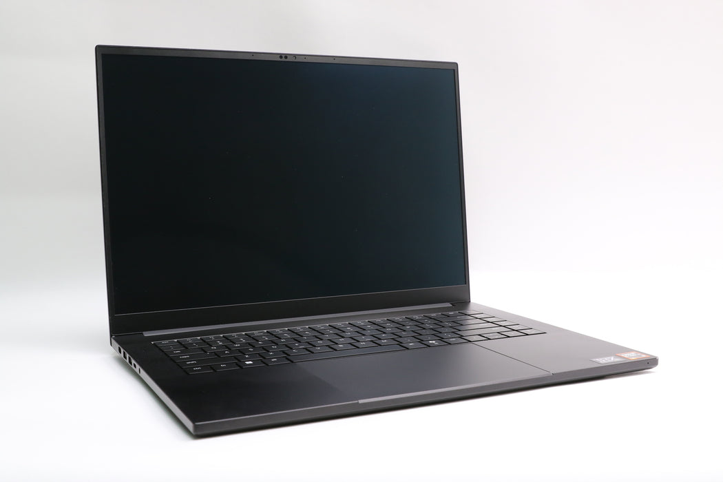 16" Razer Blade 16 RZ09-0528, Ryzen AI 9 365, 64GB, 2TB SSD, RTX 5080