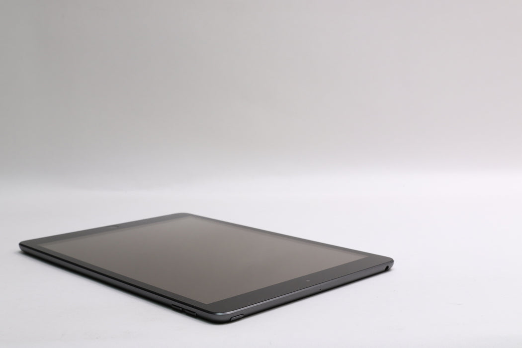 iPad 10.2" 8th Gen, 128GB, Wi-Fi Only, Space Gray, MYLD2LL/A