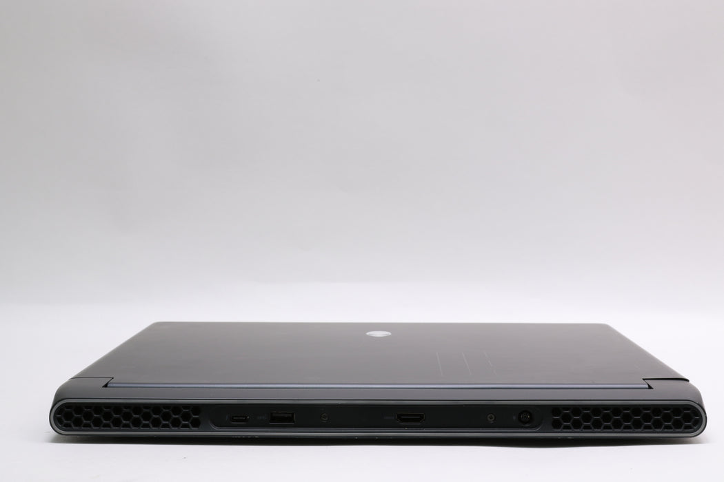 15.6" Alienware m15 R6, i5-11400H, 8GB, 256GB SSD, RTX 3060 — photo 8 of 13