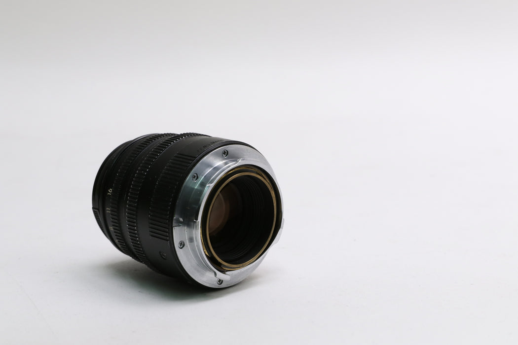 Leica Summicron-M 50mm f/2 E39 Version 5 11826 Lens w/ Built-In Hood