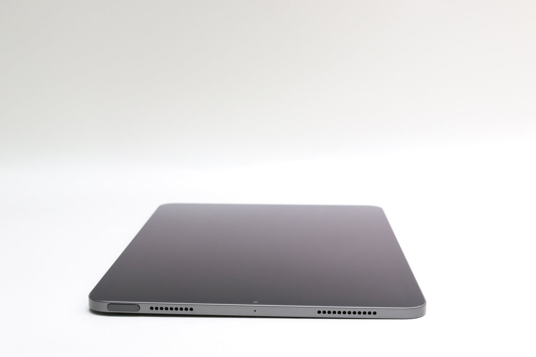 iPad Air 4th Gen, 64GB, Wifi, Space Gray, MYFM2LL/A + Pencil!