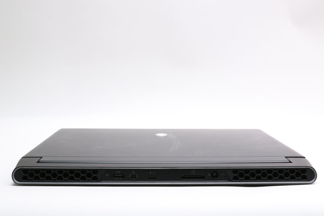 15" Alienware M15 R4, i7-10870H, 16GB, 512GB SSD, RTX 3070 Laptop GPU