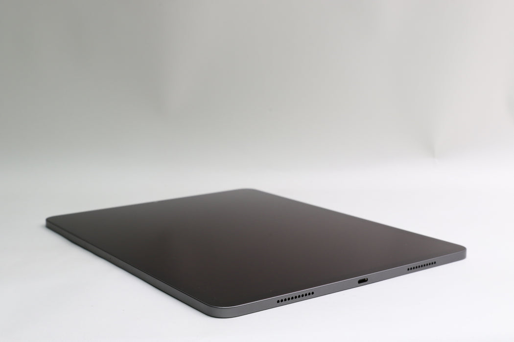 iPad Pro, 5th gen, 128GB, Wi-Fi Only, Space Gray, MHNF3LL/A 12.9”