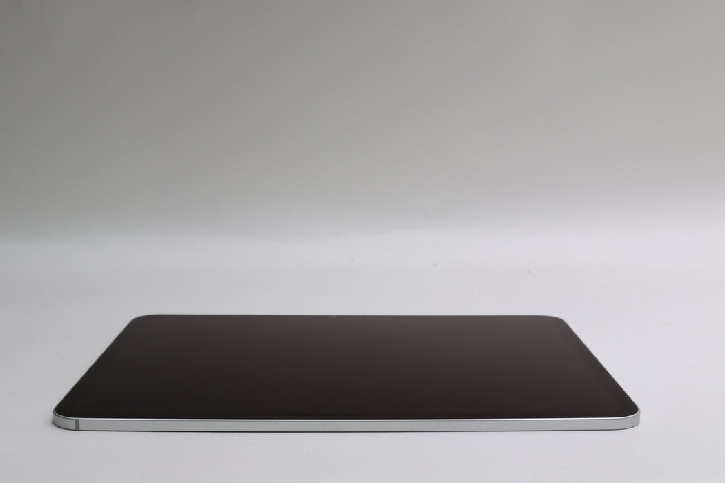 iPad Pro 11" M4, 512GB, Wi-Fi, Silver, MVVD3LL/A + Pen and Keyboard!