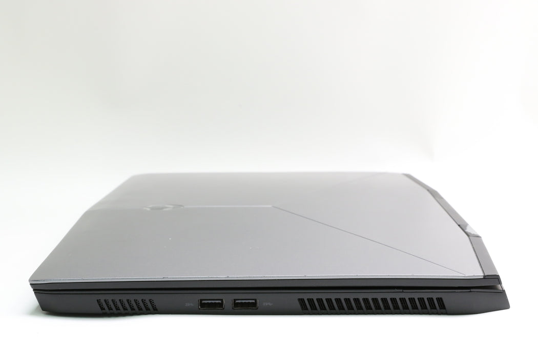 15.6" Alienware, M15, i7-8750H 2.20GHz, 16GB, 1TB HDD & 2TB SSD, GTX 1060