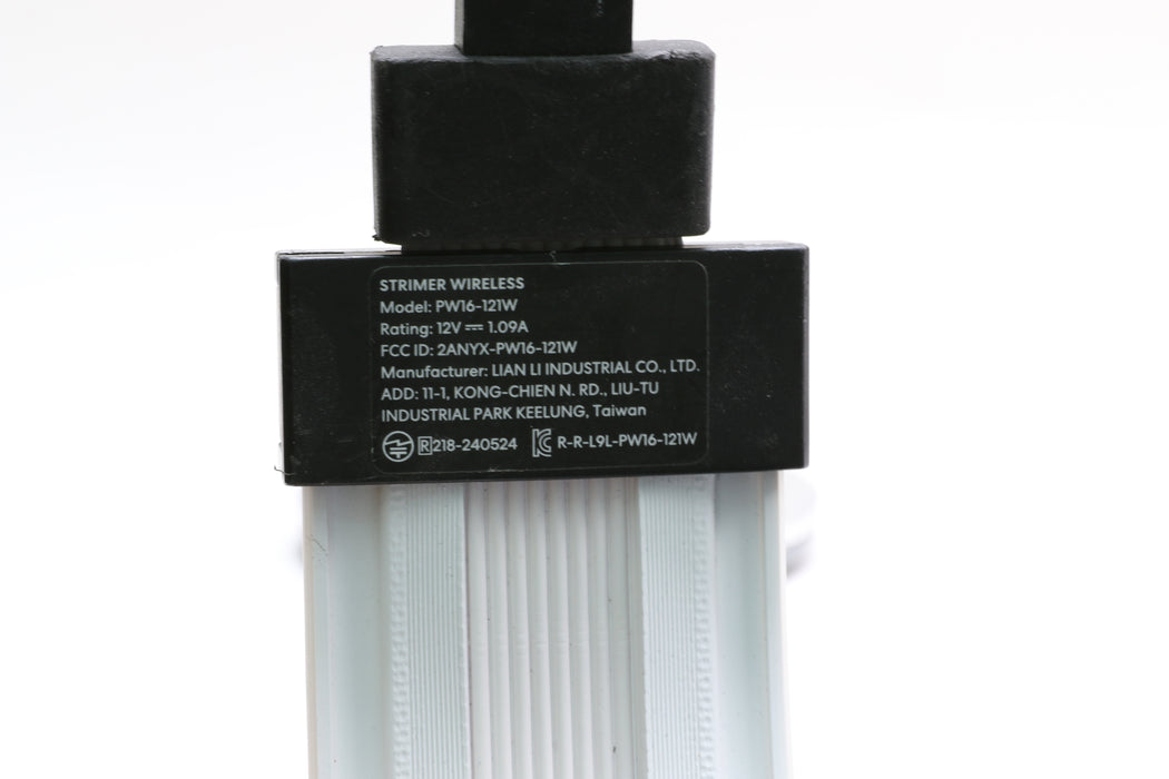 Lian Li Strimer Wireless PW16-121W 12VHPWR 2x6 16-pin RGB Power Cable — photo 3 of 5
